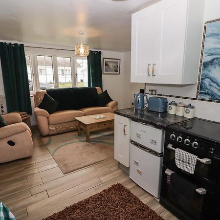 13 Gower Holiday Village สวอนซี ภายนอก รูปภาพ