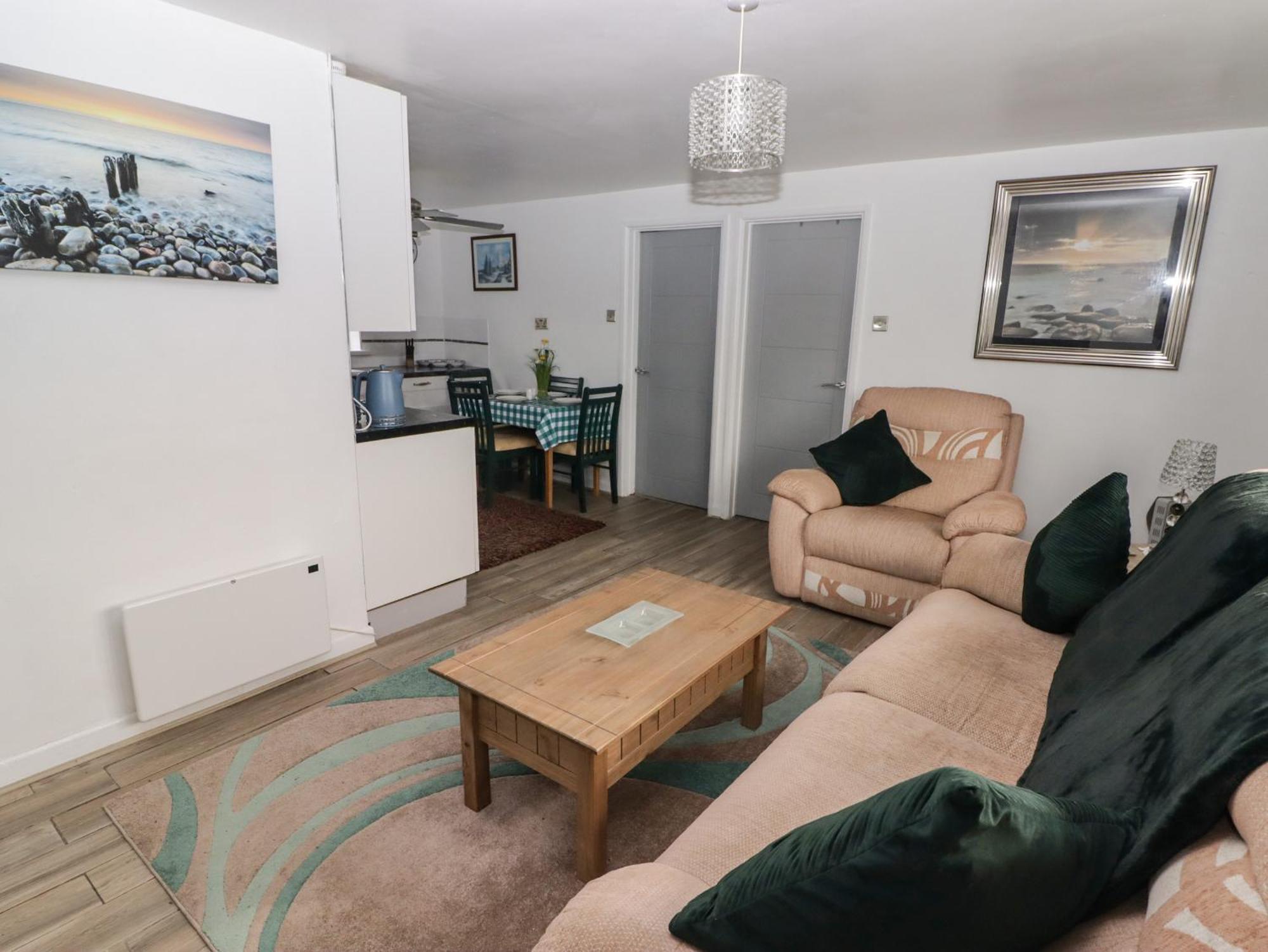 13 Gower Holiday Village สวอนซี ภายนอก รูปภาพ